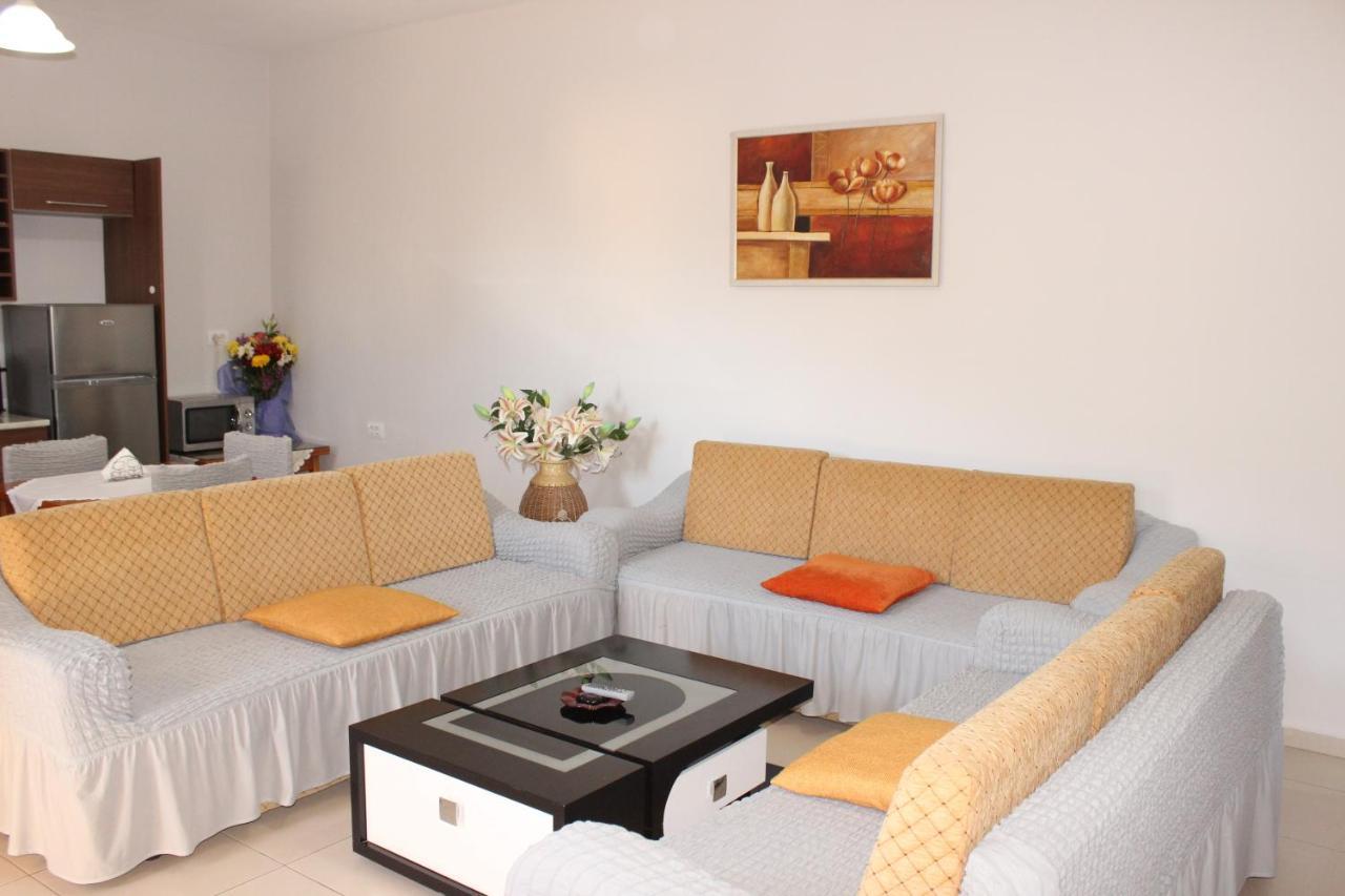 סרנדה Leva'S Apartments מראה חיצוני תמונה