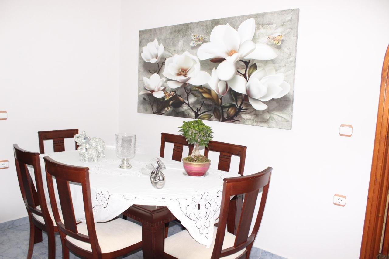 סרנדה Leva'S Apartments מראה חיצוני תמונה