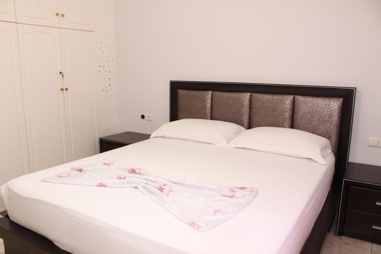 סרנדה Leva'S Apartments מראה חיצוני תמונה